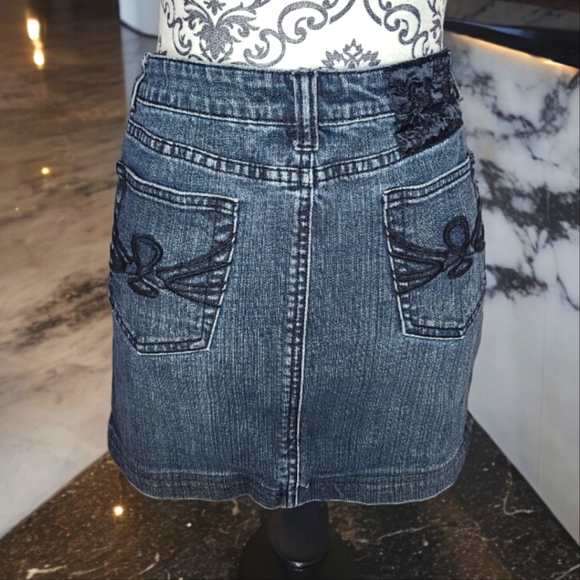 ARMOR JEANS Denim Mini Skirt- 9/10 - Picture 3 of 5